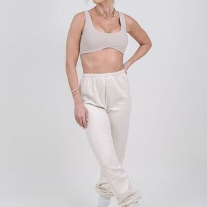 Cute Sweatpants Size Small. Good Condition! Super Comfy!